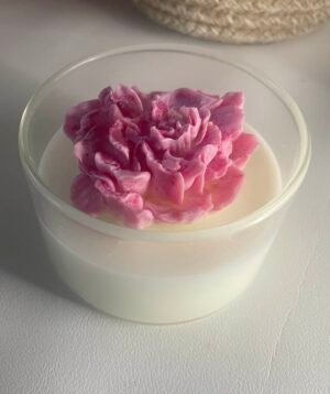 rosé glow handmade soy wax candle | soft floral scent